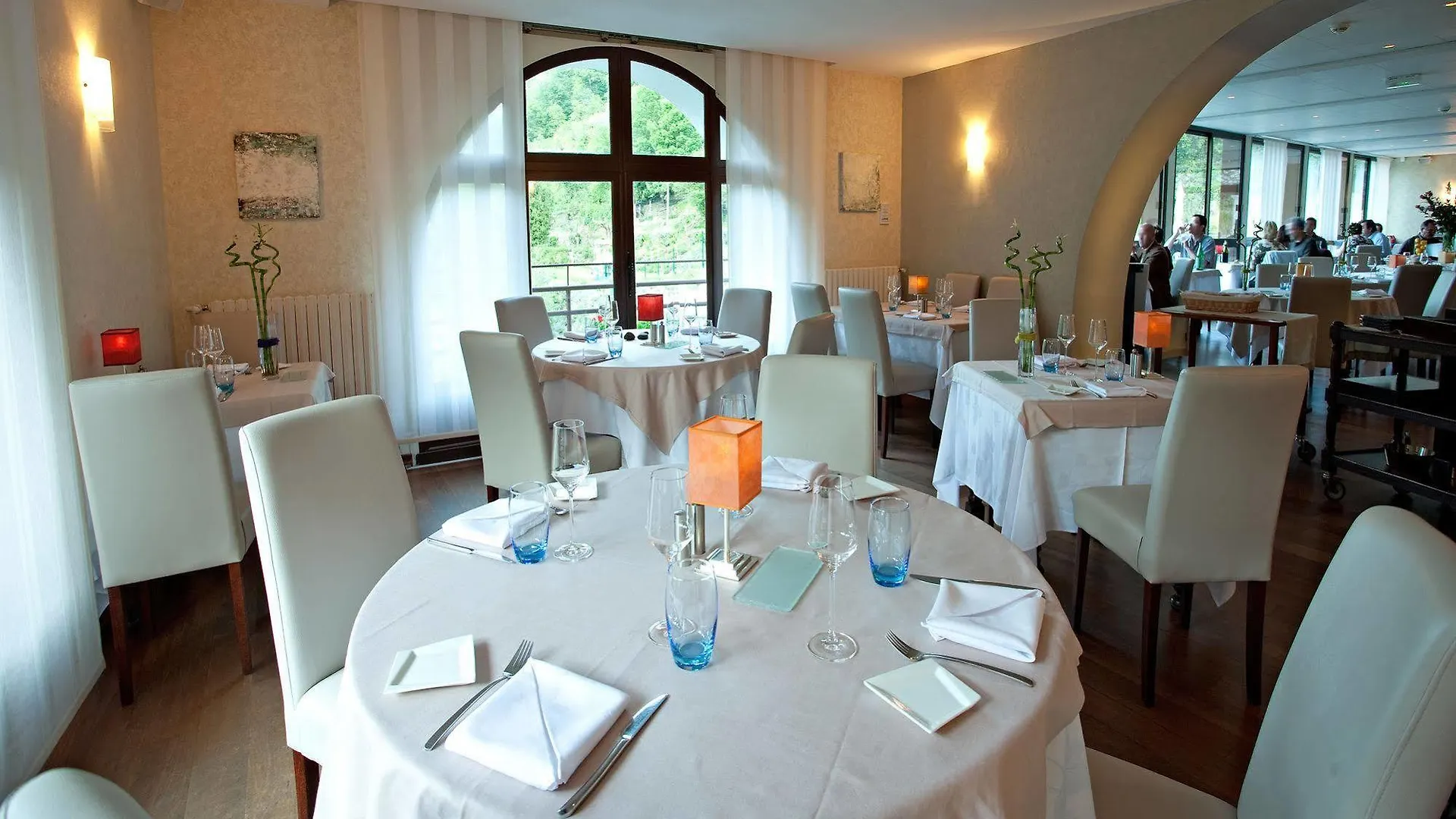 Hotel La Riviere Entraygues-sur-Truyere 3*,  France